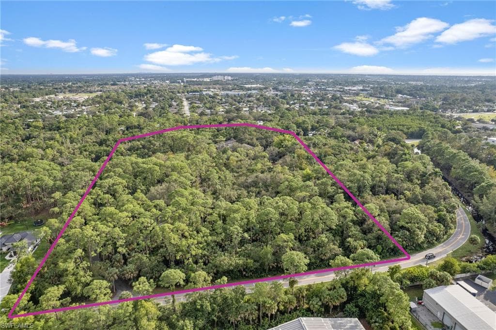 3720 Gail BLVD NAPLES, FL 34104
