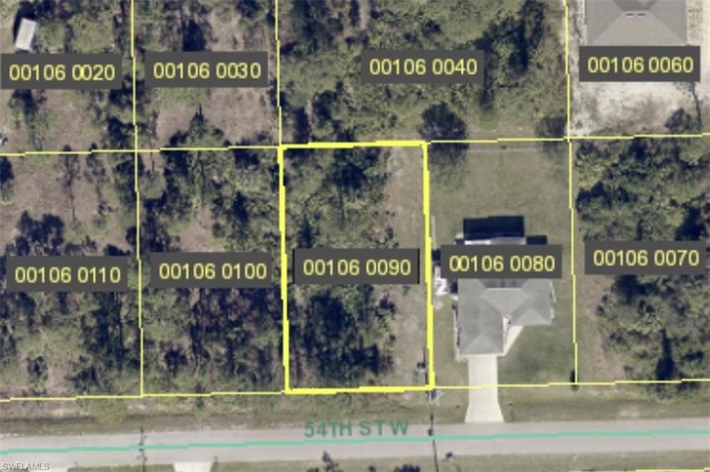 3204 54th ST W LEHIGH ACRES, FL 33971