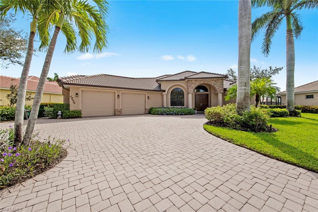 12421 Arbor View DR FORT MYERS, FL 33908