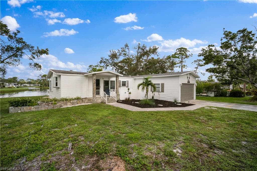 10401 Circle Pine RD NORTH FORT MYERS, FL 33903