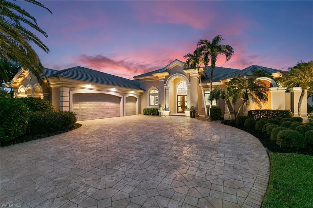 10590 Glen Lakes DR ESTERO, FL 34135