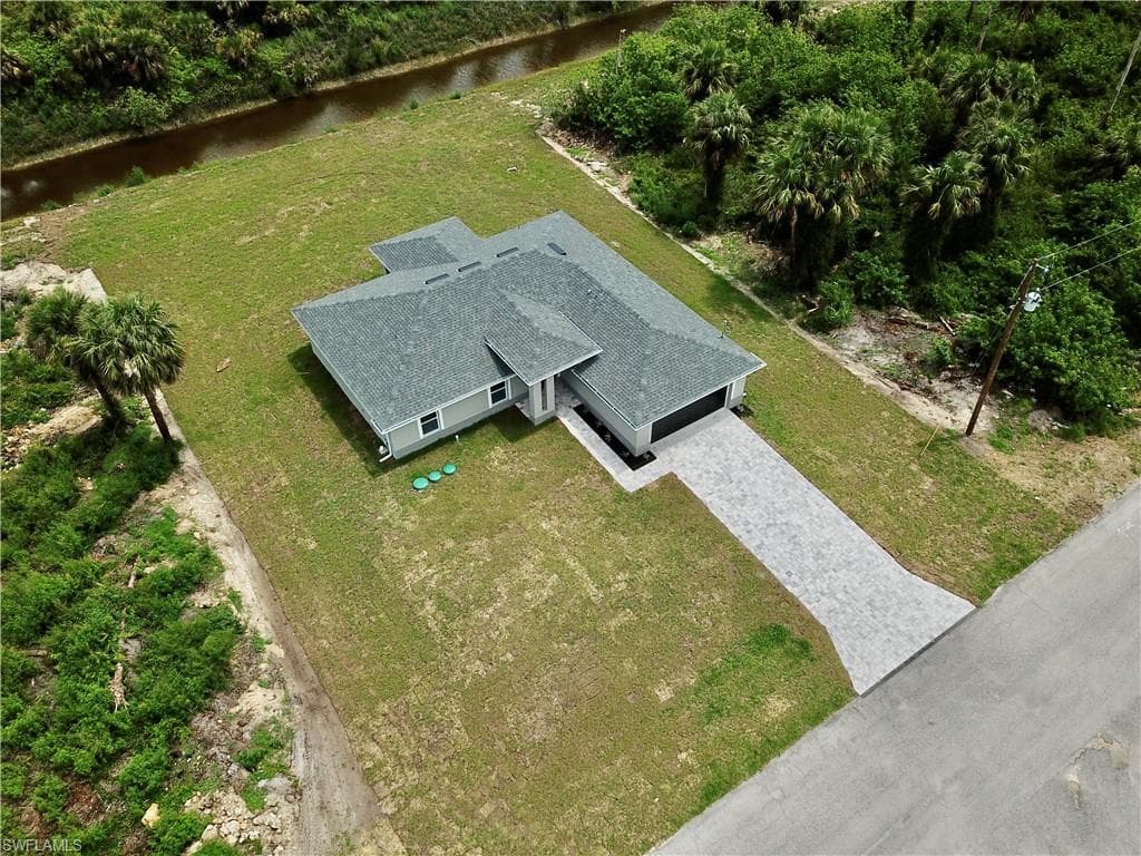 625 Clancy ST E LEHIGH ACRES, FL 33974