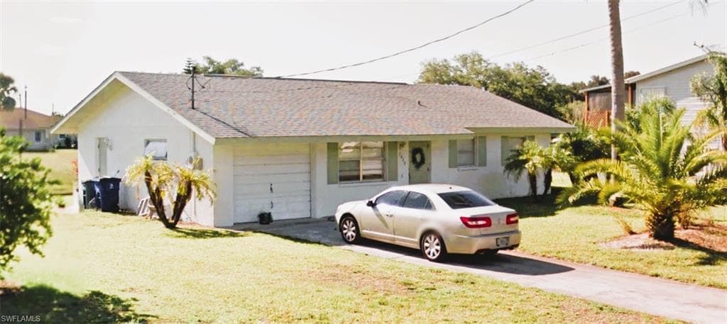 2019 Clarke AVE FORT MYERS, FL 33905