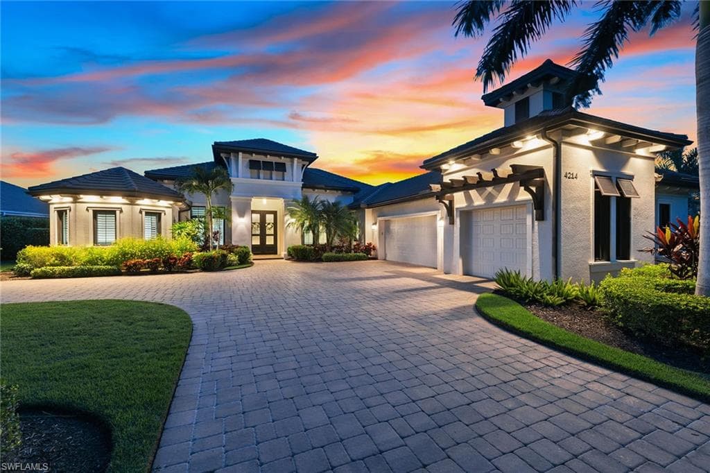 4214 Cortland WAY NAPLES, FL 34119