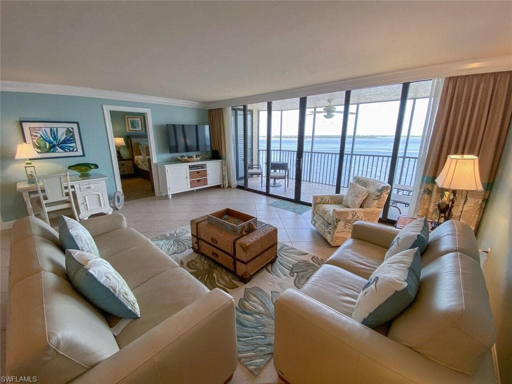 17170 Harbour Point DR 432 FORT MYERS, FL 33908