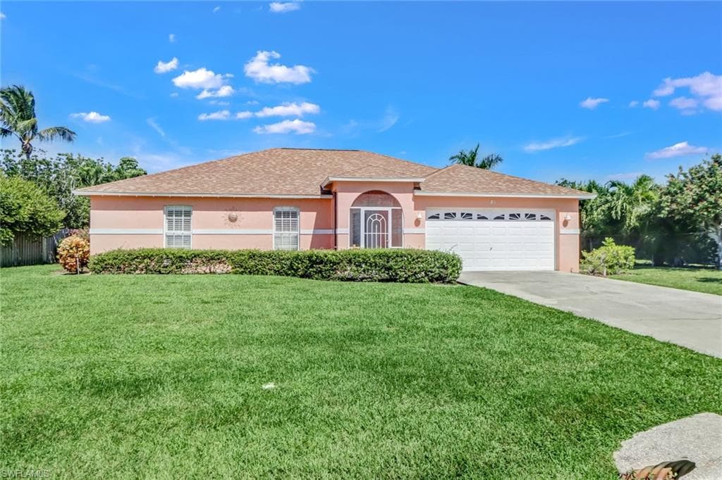 81 Wickliffe DR NAPLES, FL 34110