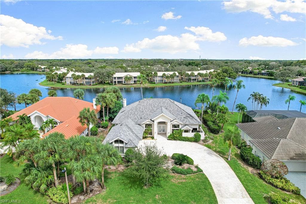 3660 Lakemont DR BONITA SPRINGS, FL 34134