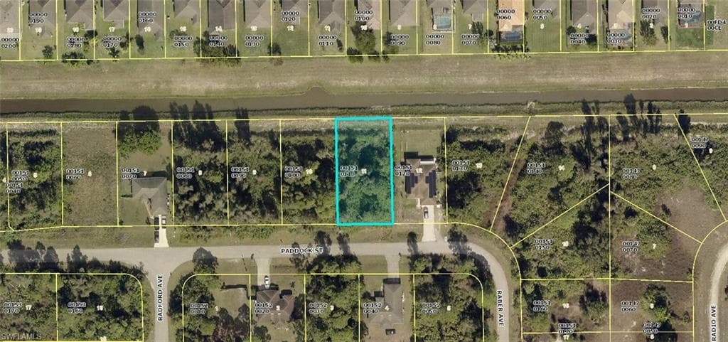 417 Paddock ST LEHIGH ACRES, FL 33974