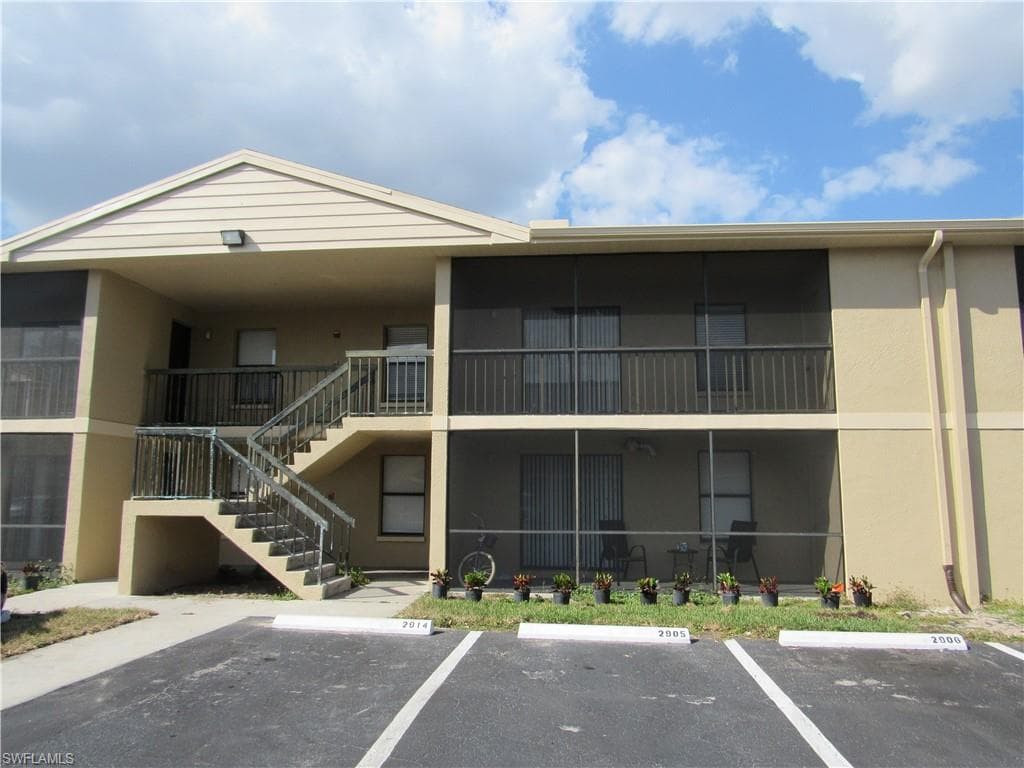5329 Summerlin RD 2901 FORT MYERS, FL 33919