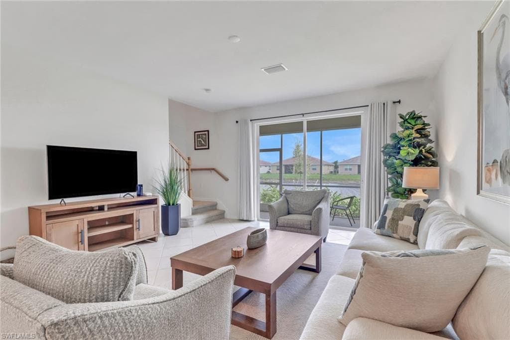 2784 Blossom WAY NAPLES, FL 34120