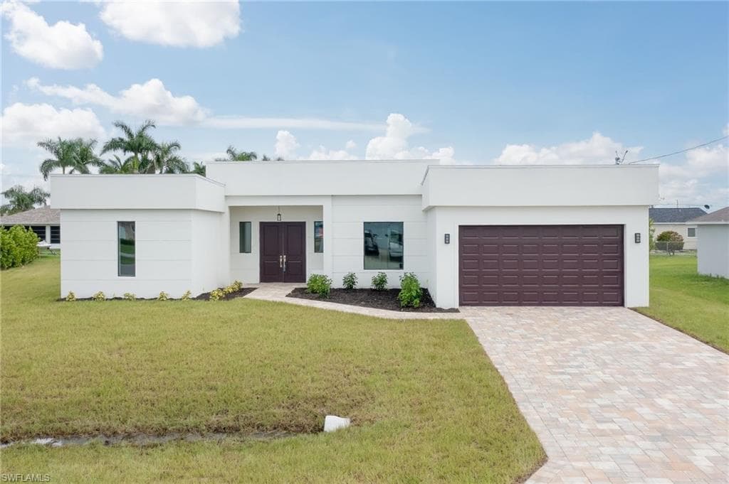 19 NW 14th PL CAPE CORAL, FL 33993
