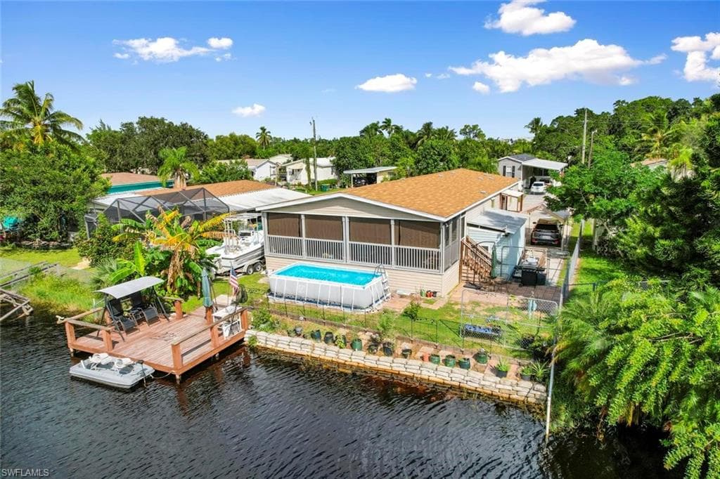 57 Moon Bay ST NAPLES, FL 34114
