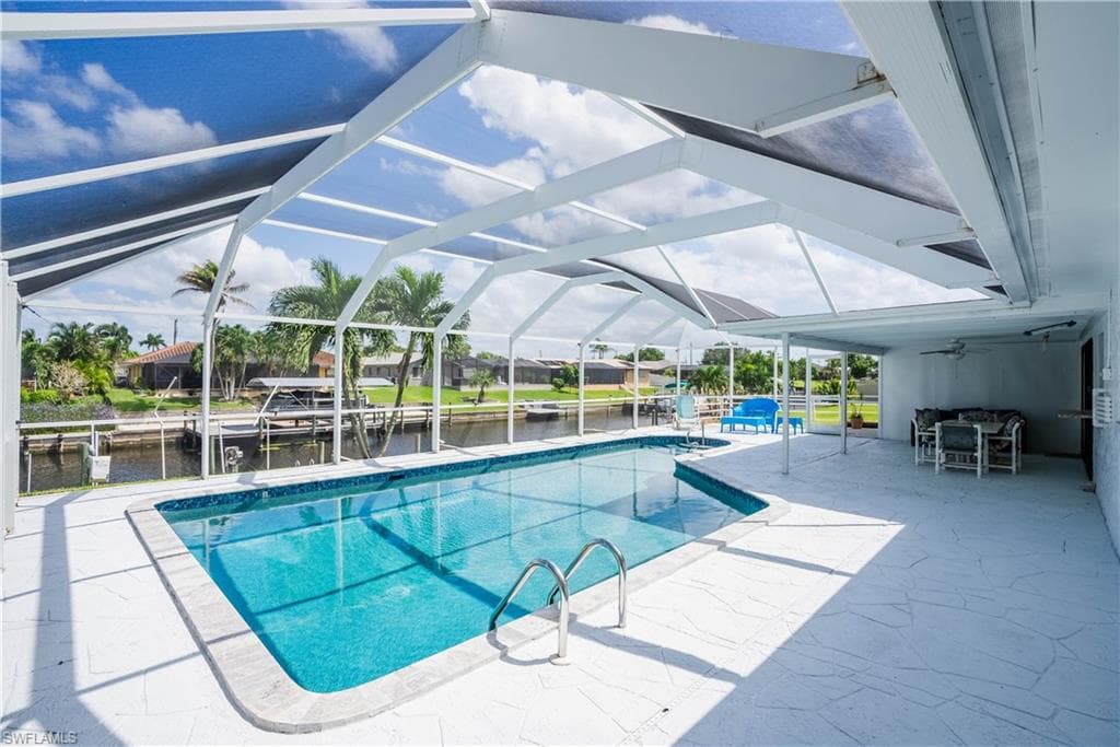 1421 SE 29 TER CAPE CORAL, FL 33904
