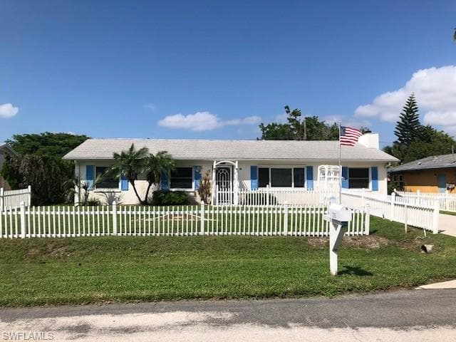 1235 Hernando ST NAPLES, FL 34103