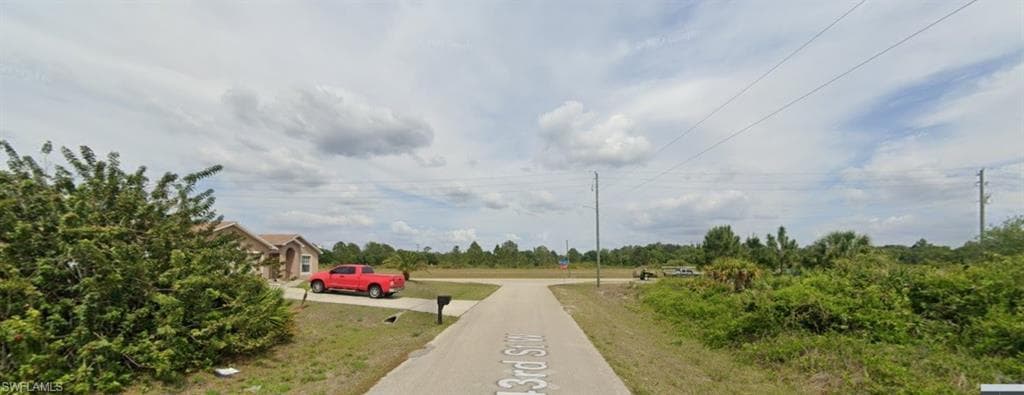2503 43rd ST W LEHIGH ACRES, FL 33971