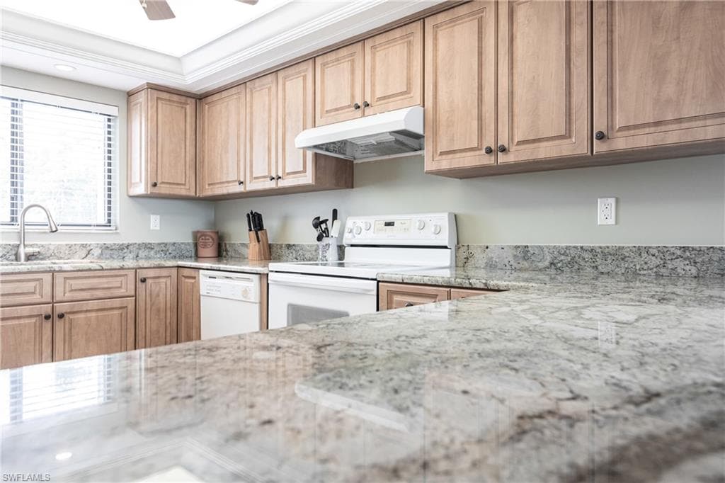 4200 Steamboat BEND 401 FORT MYERS, FL 33919
