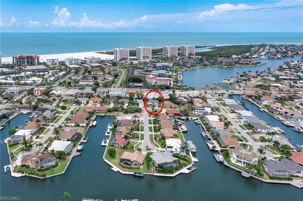 288 Castaways ST MARCO ISLAND, FL 34145
