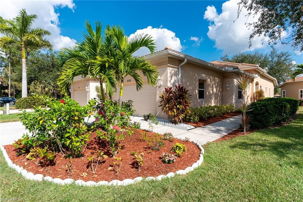 8165 Sanctuary DR 71-2 NAPLES, FL 34104