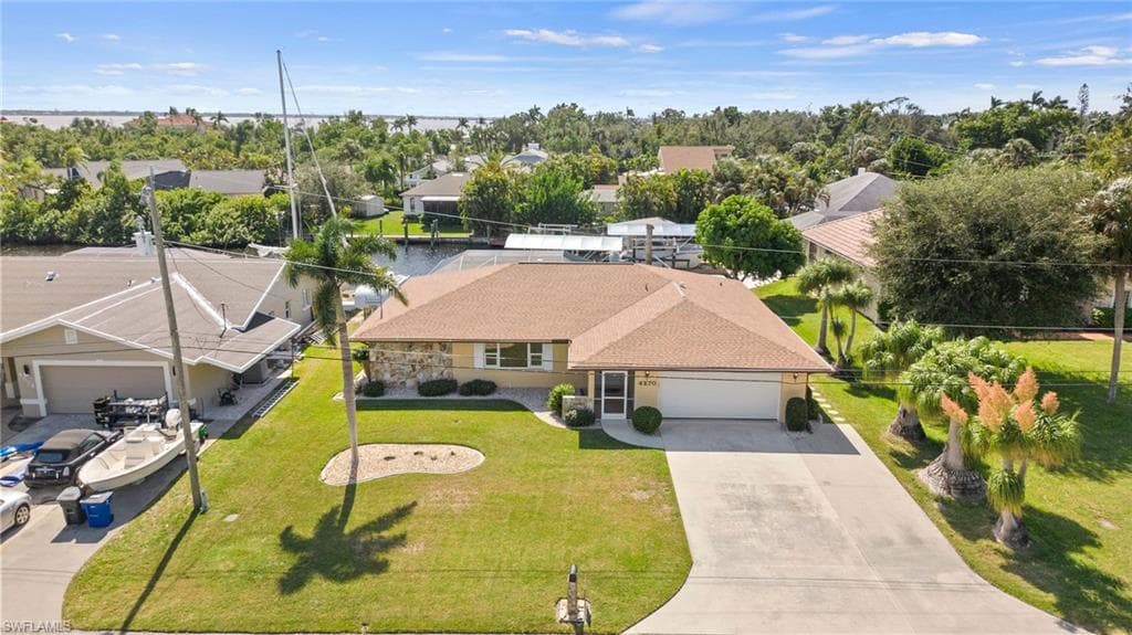 4270 Harbour LN NORTH FORT MYERS, FL 33903