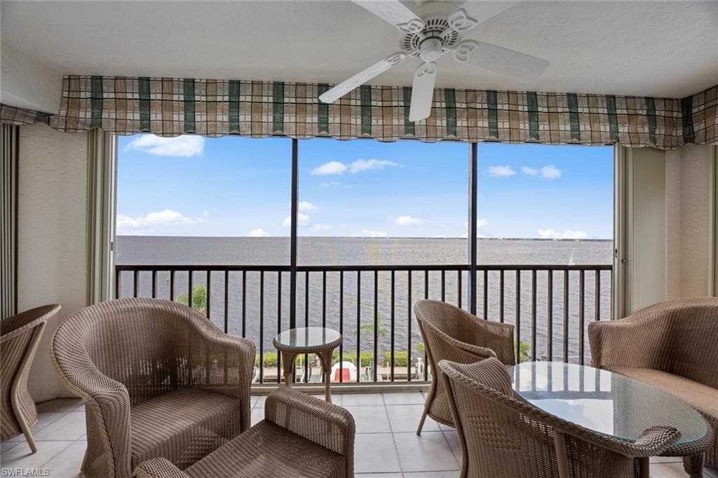 4019 SE 20th PL 404 CAPE CORAL, FL 33904