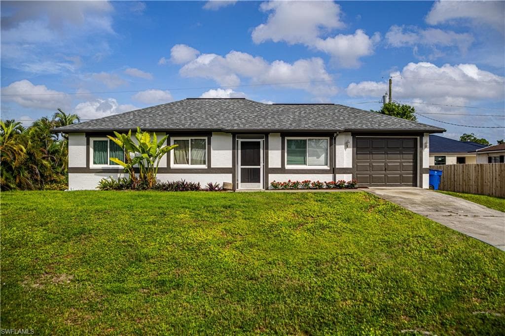 18541 Winter Haven RD FORT MYERS, FL 33967