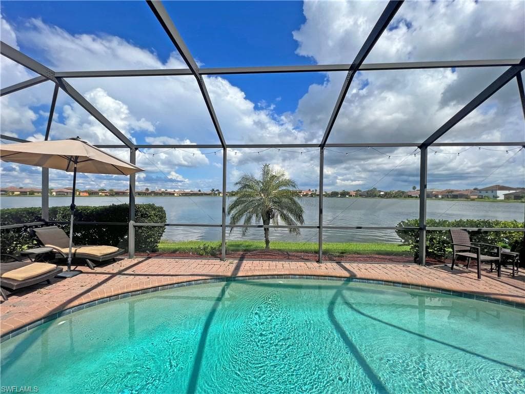 2775 Via Piazza LOOP FORT MYERS, FL 33905