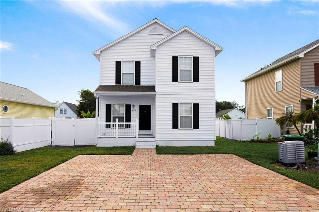 406 Leawood CIR NAPLES, FL 34104
