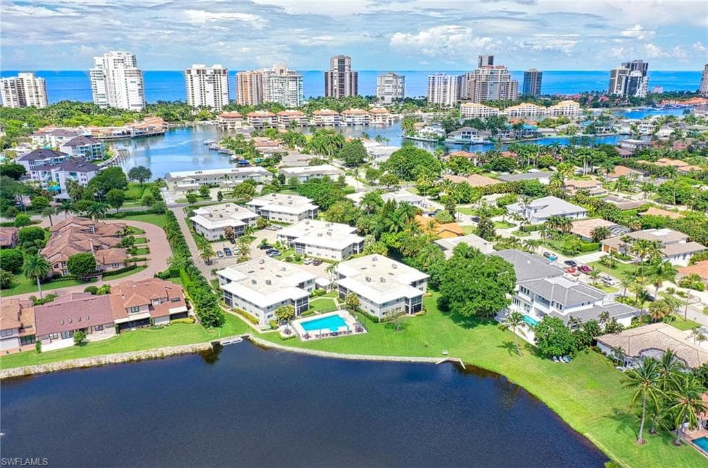 4160 Crayton RD A2 NAPLES, FL 34103
