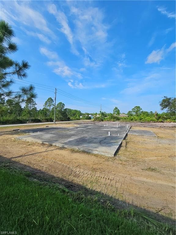 3002 36th ST W LEHIGH ACRES, FL 33971