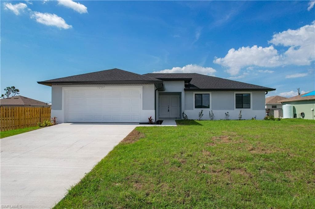 1237 41st ST CAPE CORAL, FL 33909