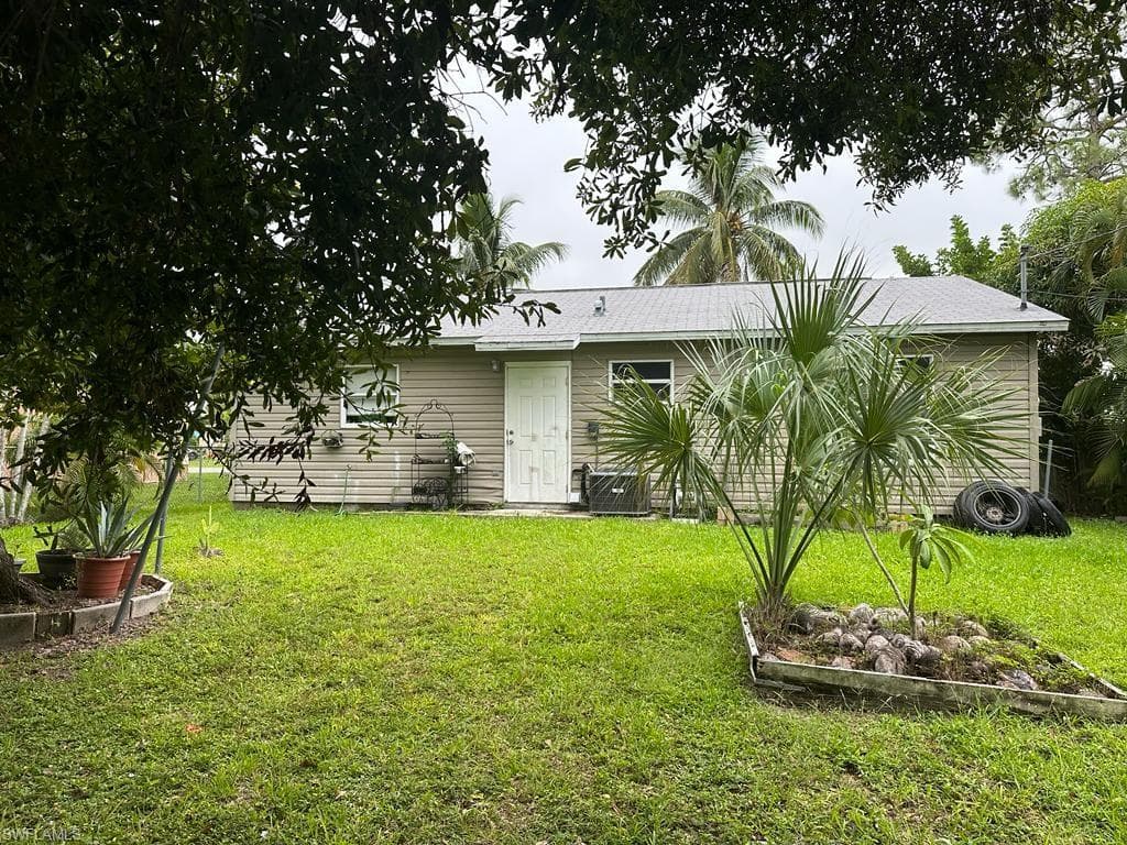 5305 Gilchrist ST NAPLES, FL 34113