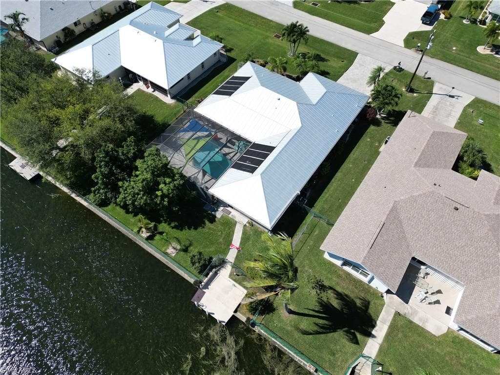 1727 SE 5th CT CAPE CORAL, FL 33990