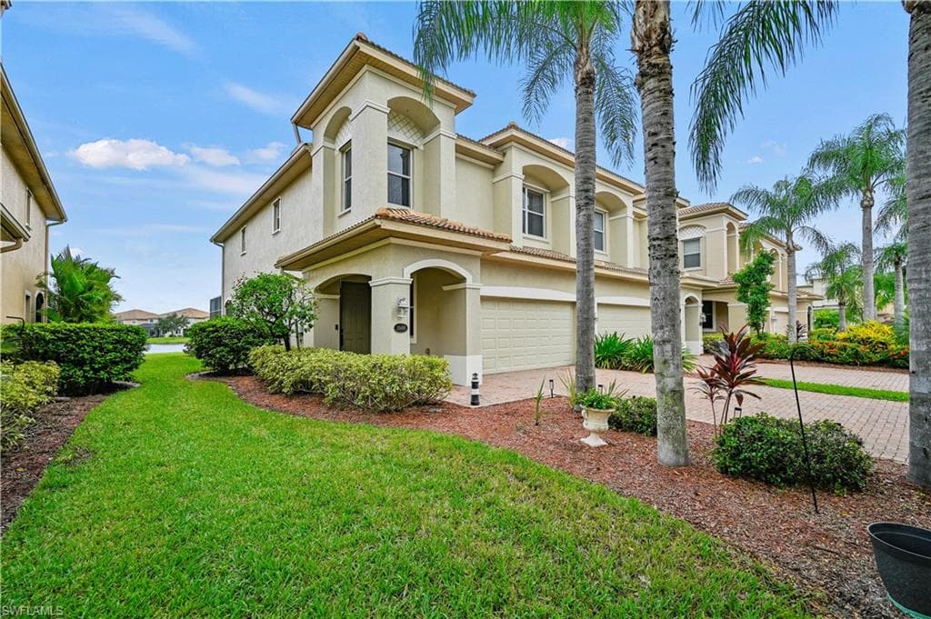 20491 Larino LOOP ESTERO, FL 33928