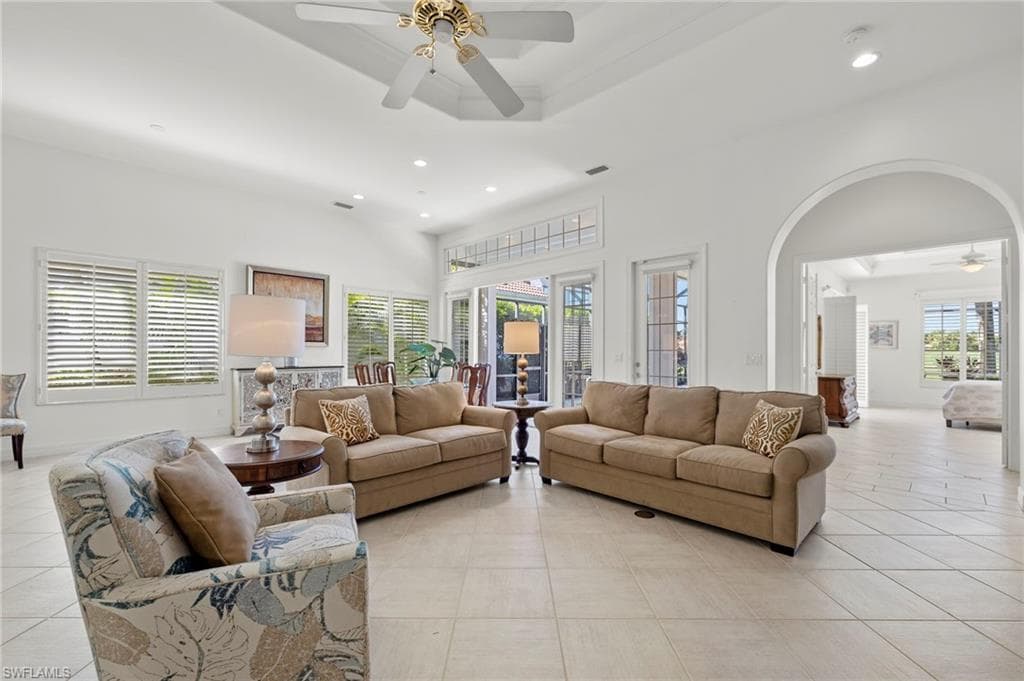 4136 Kensington High ST NAPLES, FL 34105