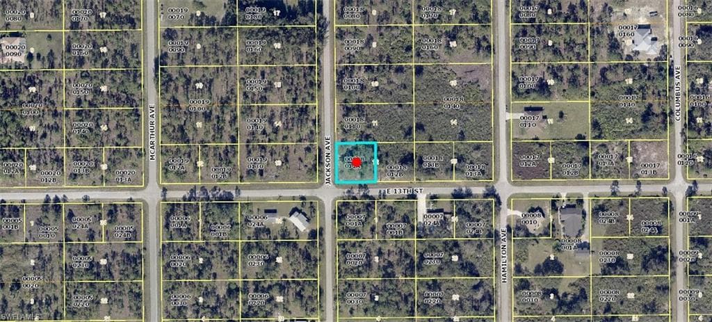 2901 E 13th ST LEHIGH ACRES, FL 33972