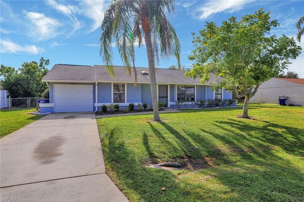 9327 Mooring CIR FORT MYERS, FL 33967