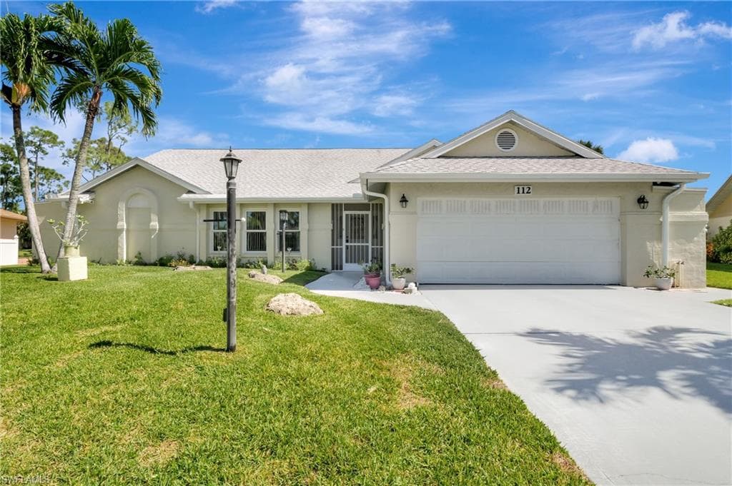 112 Bordeaux CIR NAPLES, FL 34112