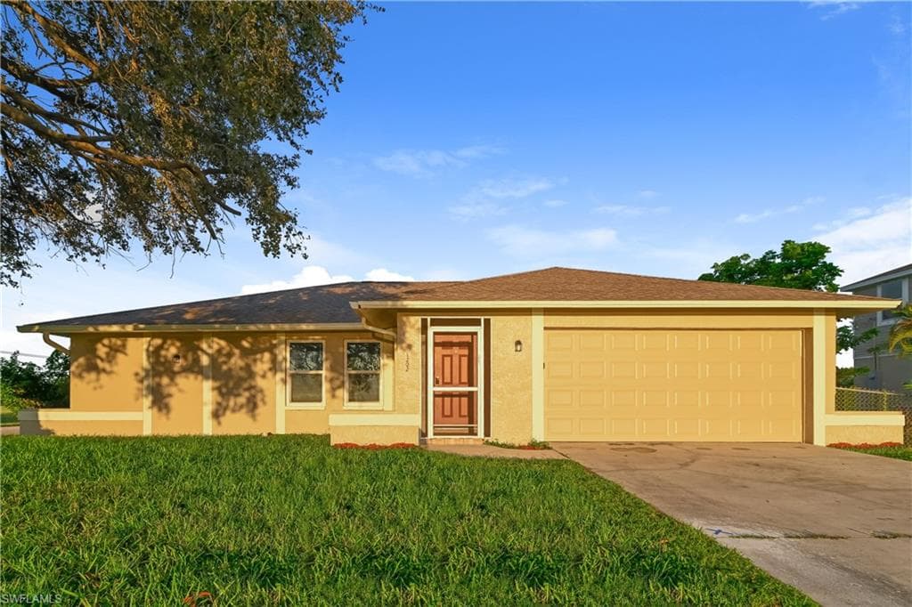 1202 NE 14th PL CAPE CORAL, FL 33909