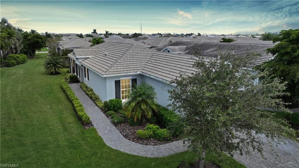 2655 Vareo CT CAPE CORAL, FL 33991