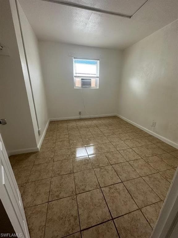 3033 Second ST FORT MYERS, FL 33916