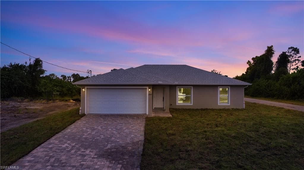 2707 4th ST SW LEHIGH ACRES, FL 33976