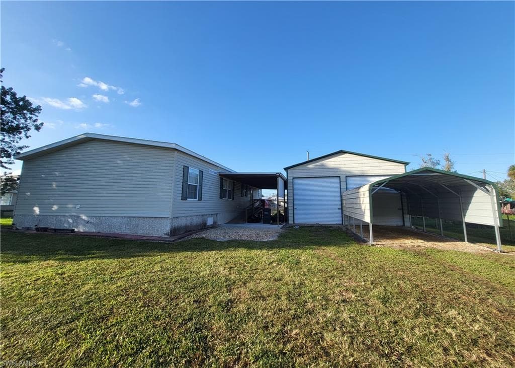 743 Avenue F NW MOORE HAVEN, FL 33471