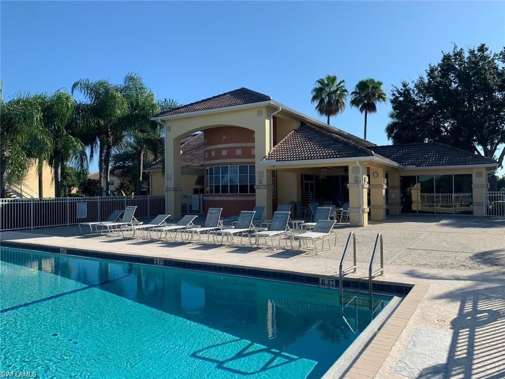 6361 Aragon WAY 207 FORT MYERS, FL 33966