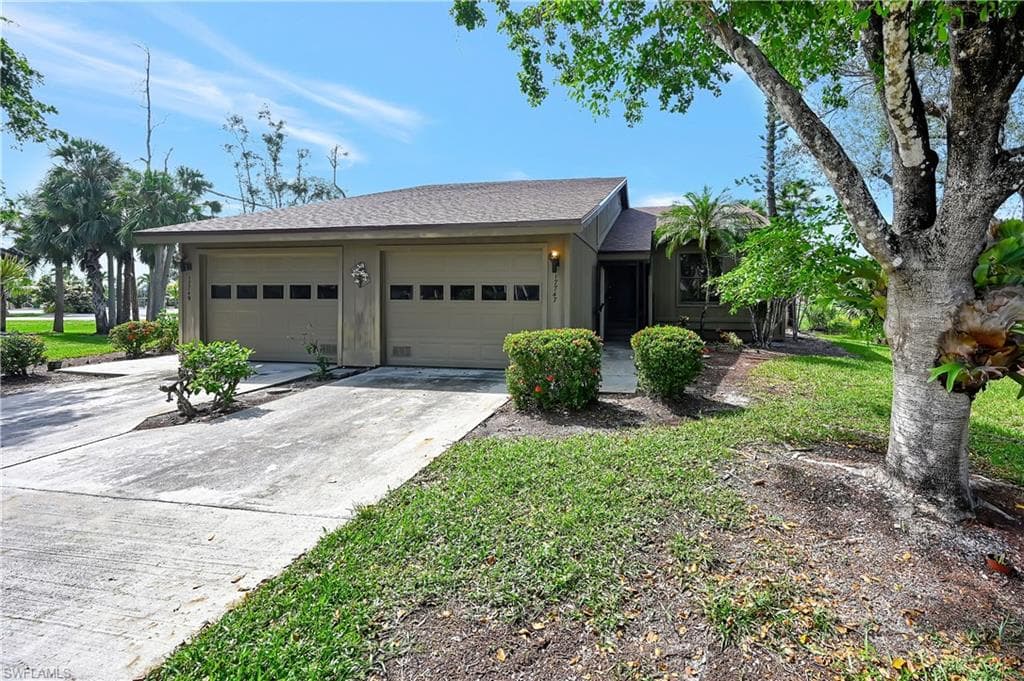 17747 Grande Bayou CT FORT MYERS, FL 33908