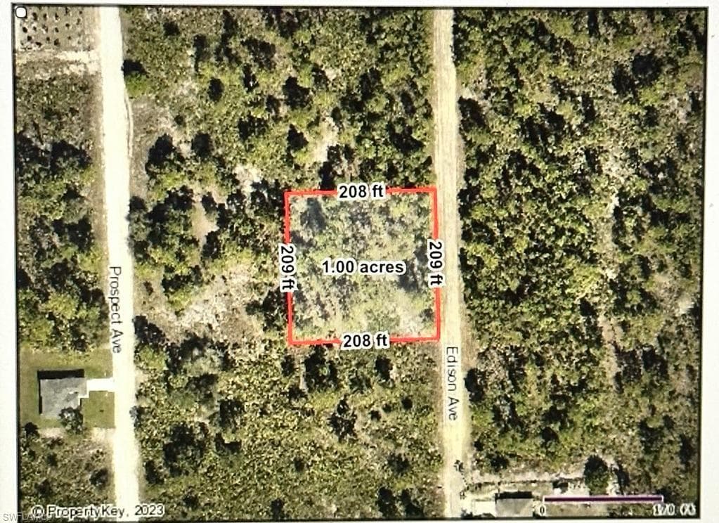 1711 Edison Avenue LEHIGH ACRES, FL 33972