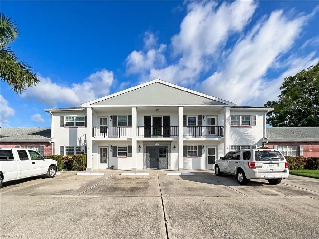 8730 Rose CT 2 FORT MYERS, FL 33919