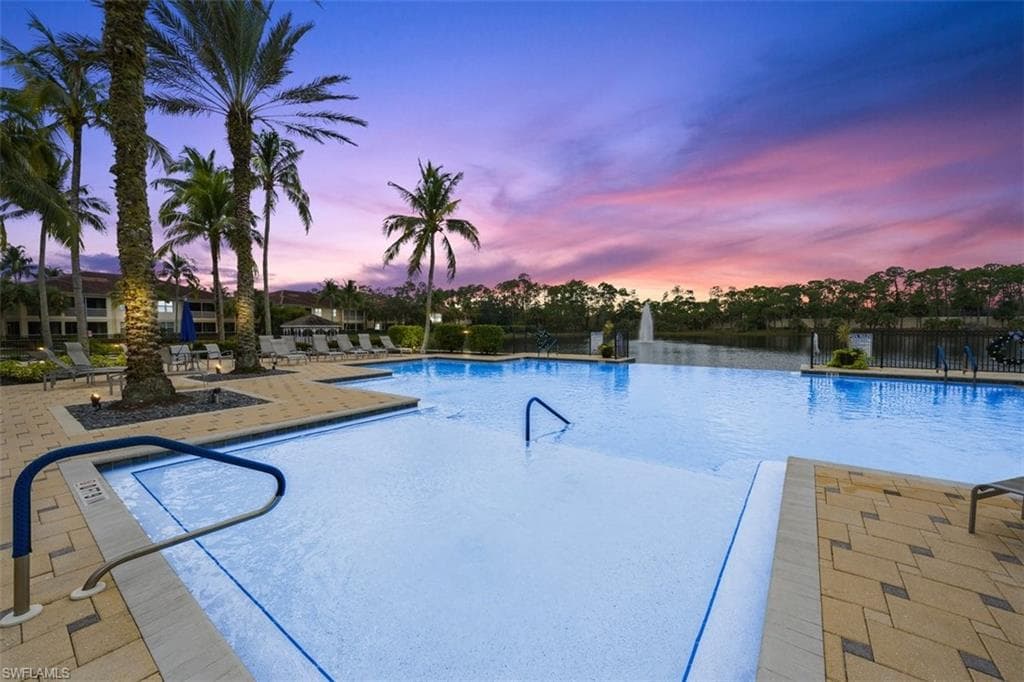 1886 Tarpon Bay DR S 106 NAPLES, FL 34119