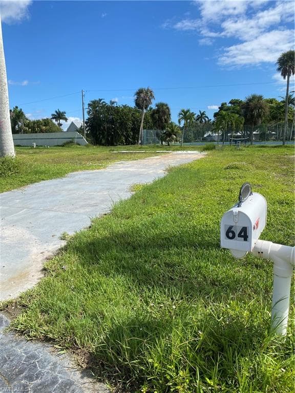 64 Poplar PL FORT MYERS, FL 33908