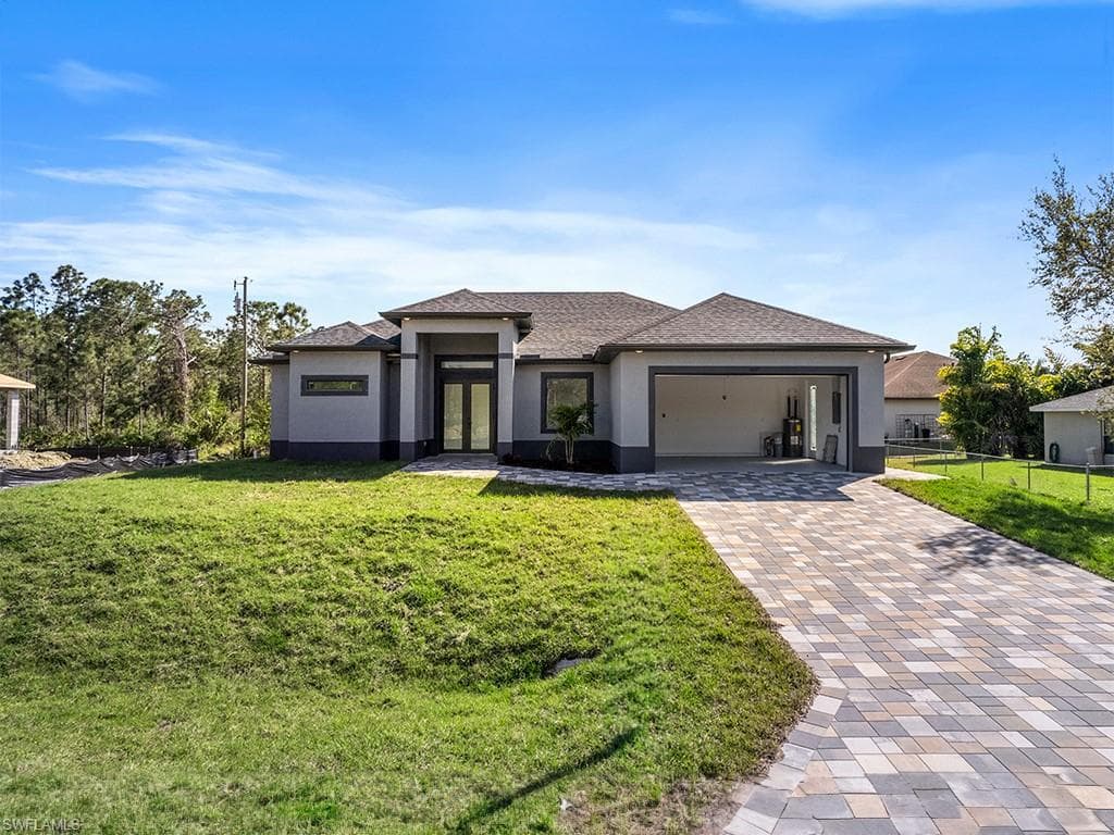 1605 W 9th ST LEHIGH ACRES, FL 33972