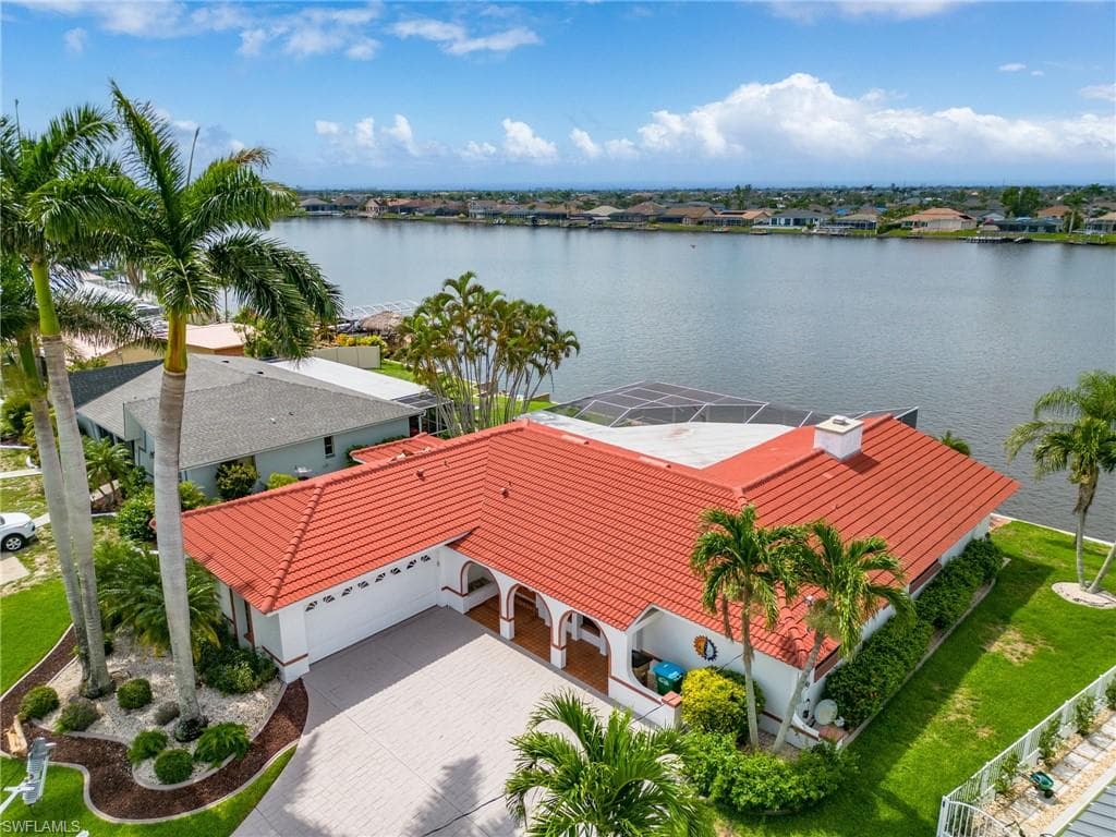 1160 SW 43rd ST CAPE CORAL, FL 33914